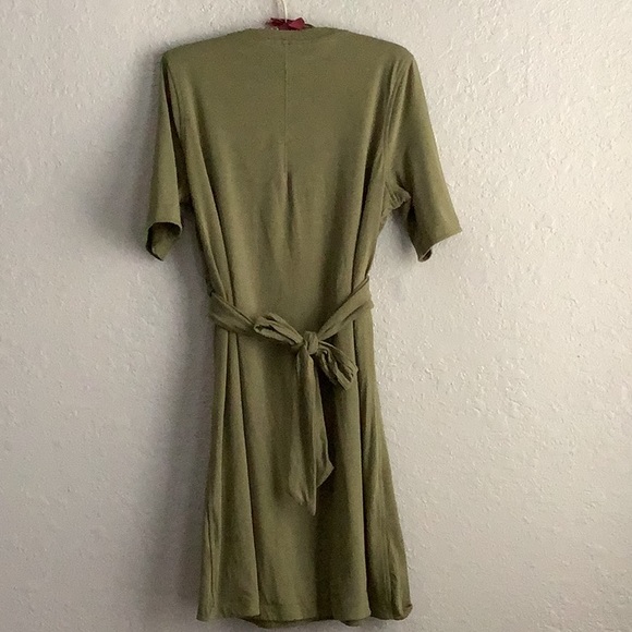 Lululemon Cotton Wrap Front Dress with Crew Neck and Short Sleeves - Picture 5 of 8